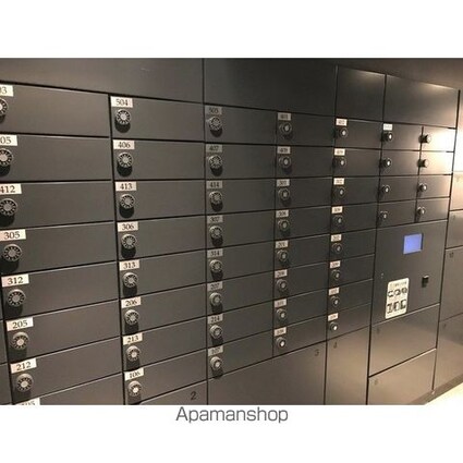 ザ・パークハビオ三軒茶屋テラス[1R/25.4m2]の共用部3