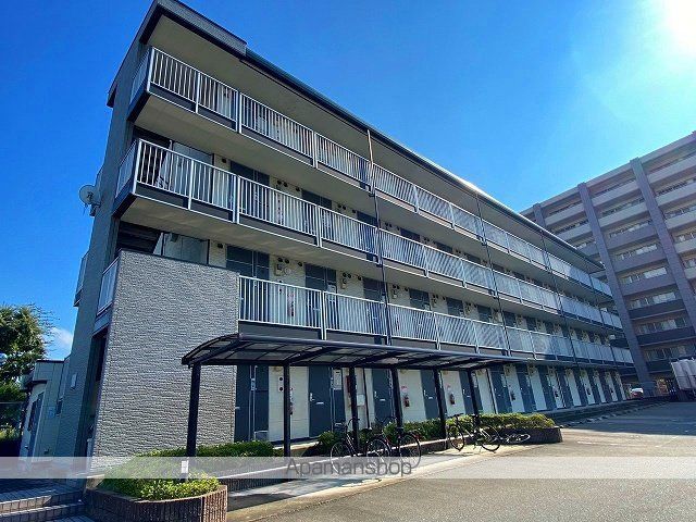 レオパレスWAVEIMPACTの玄関写真