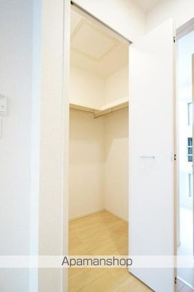フローラ　Ｂ[1R/40.74m2]の収納