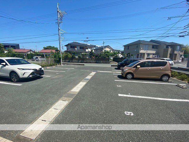 レオパレスサンバードAの外観写真
