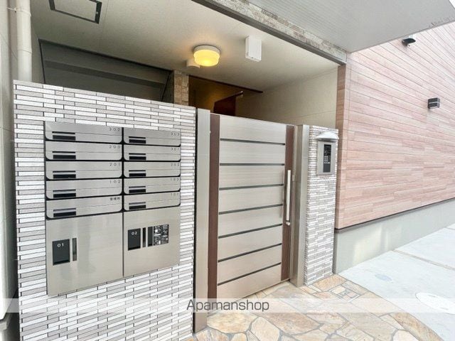フジパレス尼崎水堂町の玄関写真