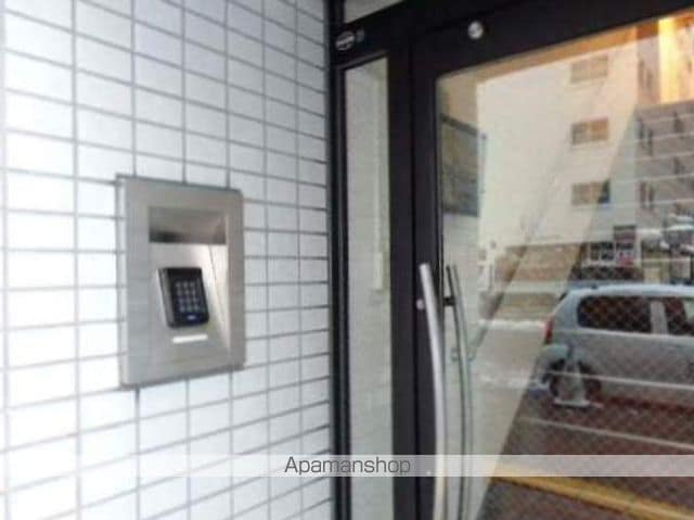 クレストコート北大前の外観写真
