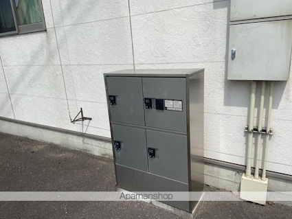 ヴィラ・アンソレイエ高松東[1LDK/48.03m2]の共用部2