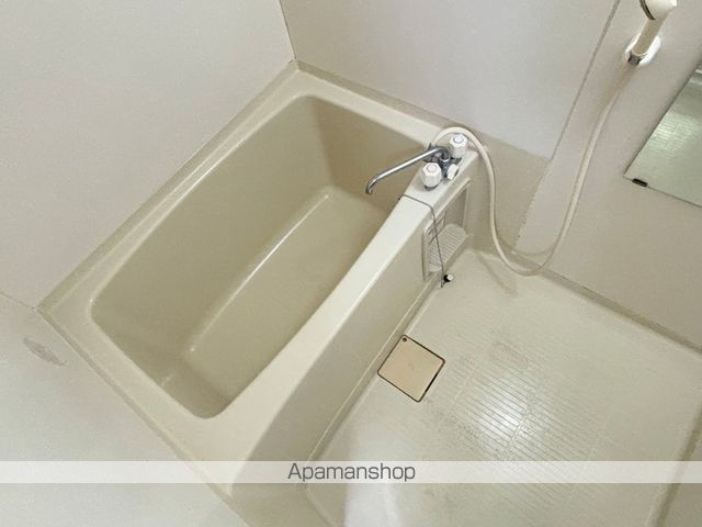 POTETO IIの内装写真