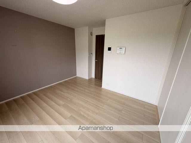 ラフレシール ウエストの内装写真