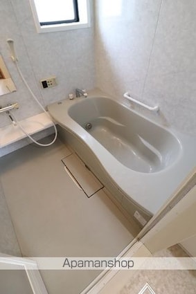 リビングタウン旭川　Ｂ棟[2LDK/56.3m2]のバス