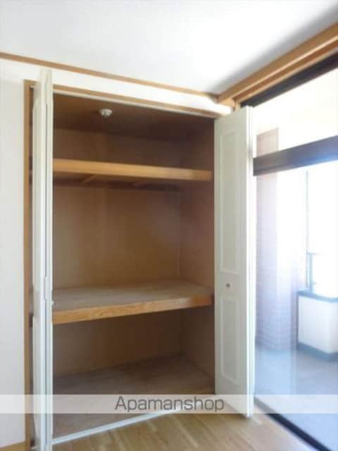 和歌山県和歌山市小松原６丁目[4DK/105m2]の収納