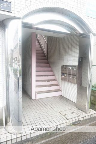 第三奥田マンションの玄関写真