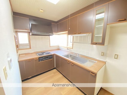 メゾン大岡[4LDK/124.36m2]のキッチン