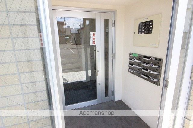 GRAN ALVEAREの玄関写真