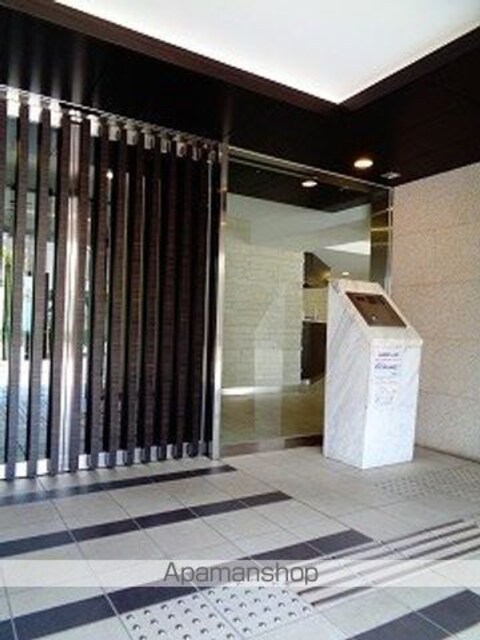 Ｂｒｉｌｌｉａ　ｉｓｔ　三軒茶屋　アイビーテラス[1R/45.27m2]のエントランス1