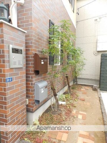 名古屋市桜通線 車道駅 徒歩4分 2階建 築13年の玄関写真