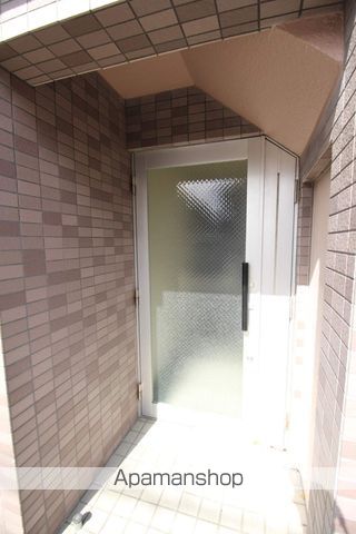 プロスペール北23条の玄関写真