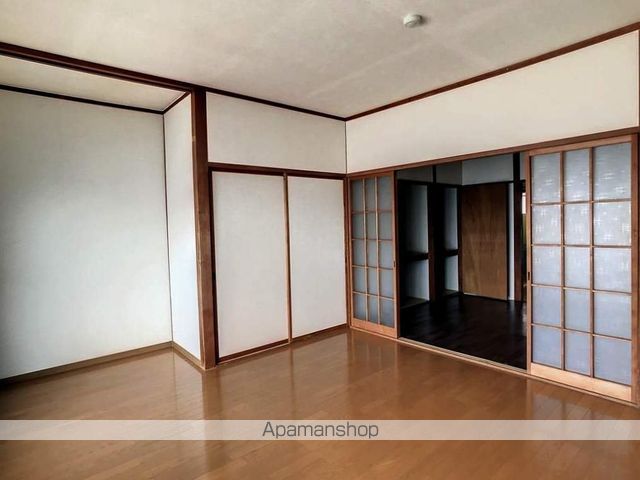 元町アパートの内装写真