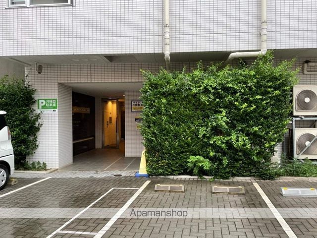 プライムアーバン学芸大学IIの玄関写真