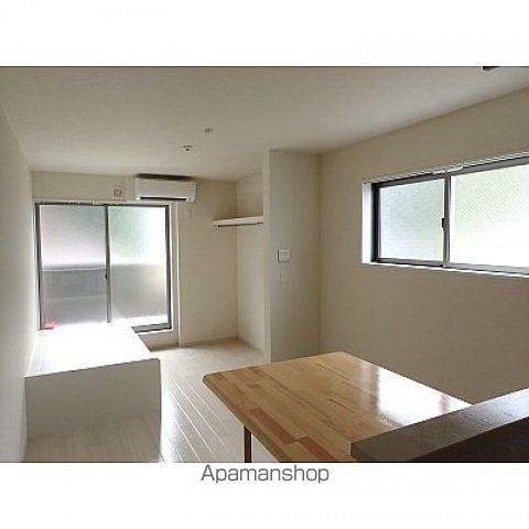 モーリスIの内装写真
