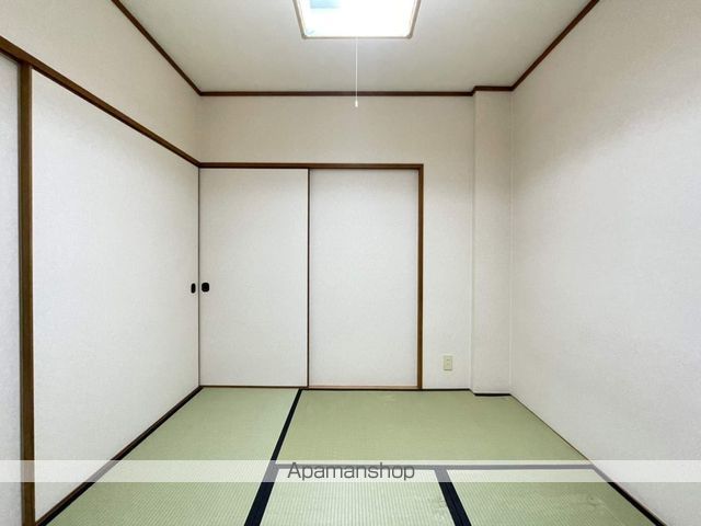 本町ハイツタイプIの内装写真