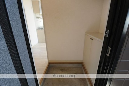 Ｍａｙ　ｏｎｅ　２５Ｂ棟[2DK/42.72m2]の玄関