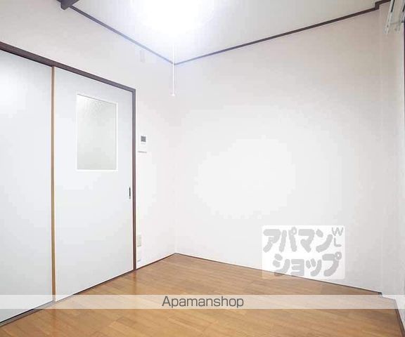 二軒茶屋マンションの内装写真