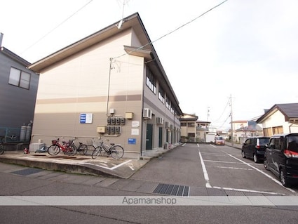 カスティージョＮⅡ[2LDK/59.21m2]の駐車場