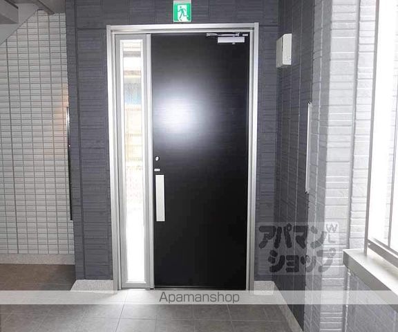 アリビオ向日町の玄関写真