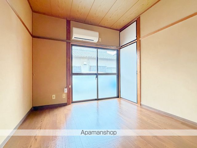 浜松市中央区 1階建 築49年の内装写真