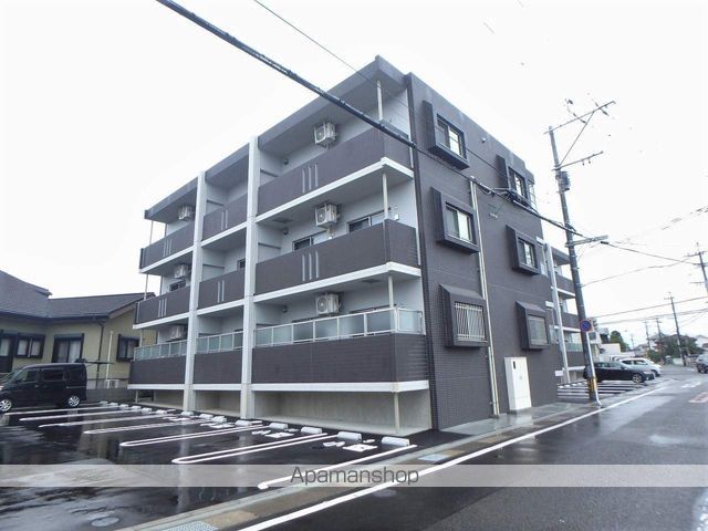 バリフォレスト吉村の外観写真