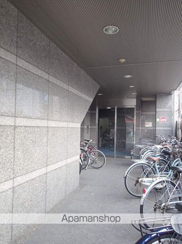 大東ビルの玄関写真