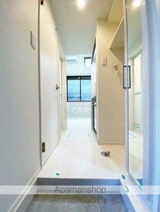 リズシャンブル氷川台[1R/10.91m2]の玄関