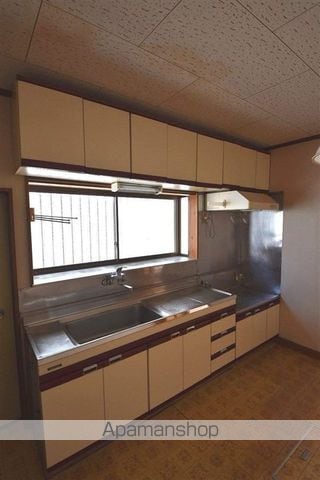 両毛線 前橋駅 徒歩18分 2階建 築45年の内装写真