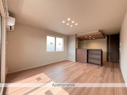 ガーデン　ラピッズ[2LDK/67.17m2]の内装1