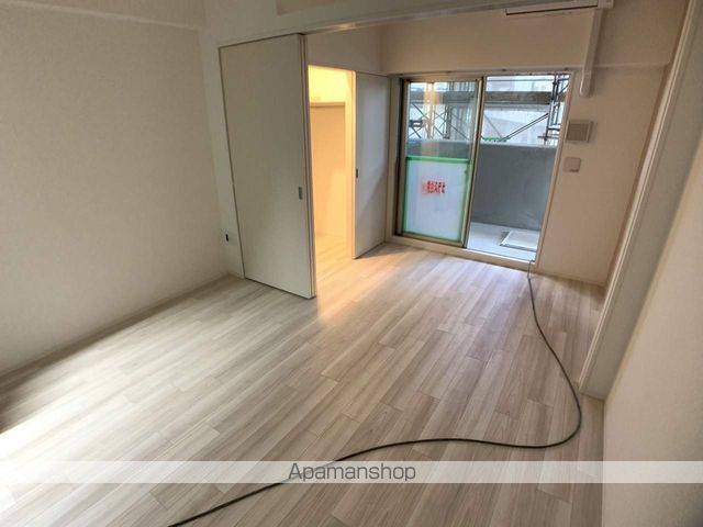 セレニテ西中島アリア壱番館の内装写真