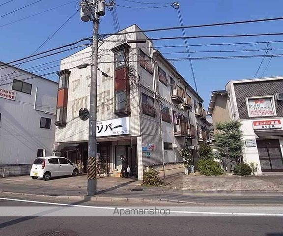 プラム四条の外観写真
