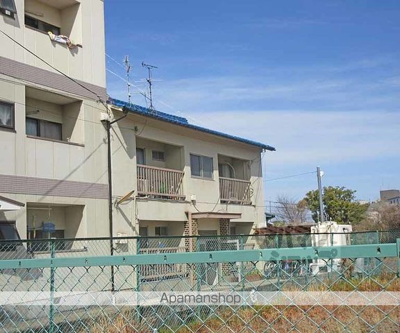 三幸マンションの外観写真