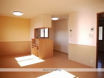 ロイヤルガーデンエリナ　Ｆ[1LDK/52.13m2]のリビング・居間