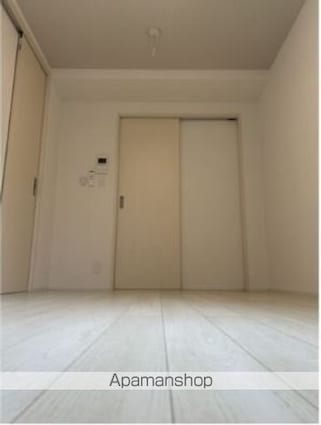 東京都新宿区須賀町[2K/35.26m2]のリビング・居間