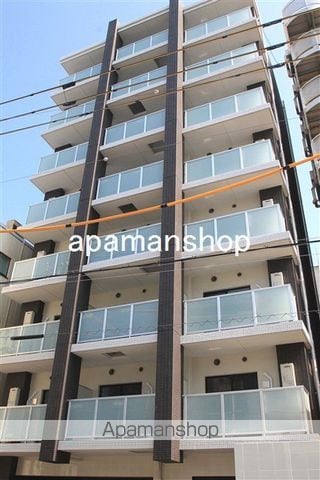 セオリーNAMBAウエストの外観写真