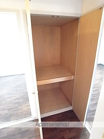 プレズ名古屋入場の内装写真