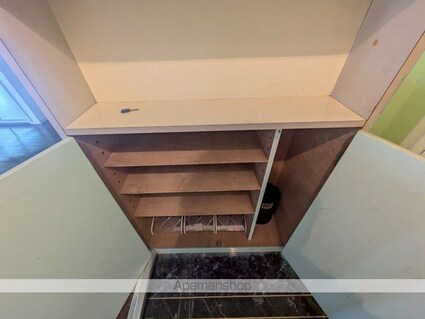 クローバーハイツ森小路２号棟[1LDK/64m2]の内装1