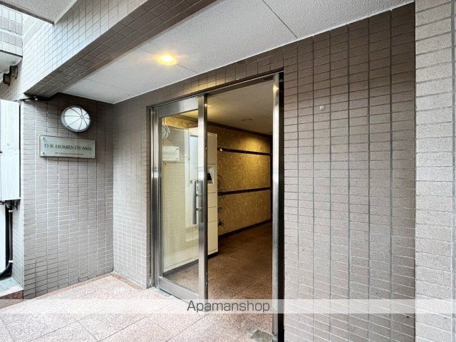 DRホームズ大山の玄関写真