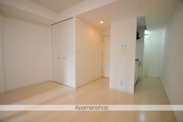 クロスレジデンス大阪新町の内装写真