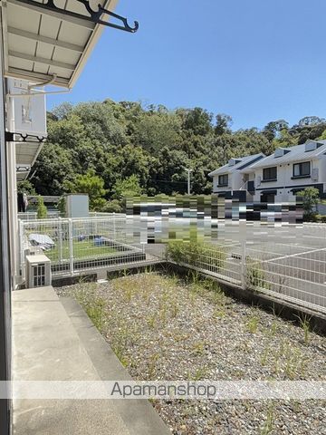 タウンハウス愛野公園Bの内装写真