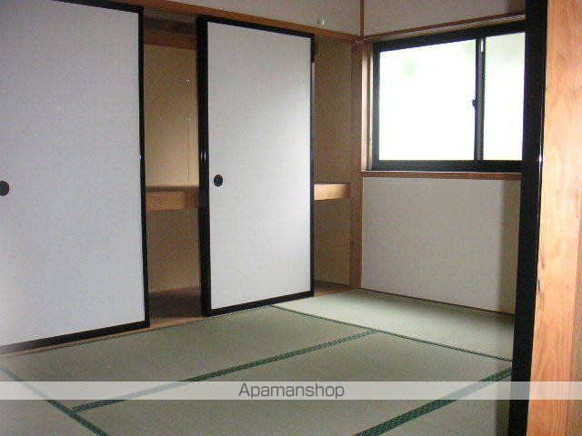 グランデュールB棟の内装写真