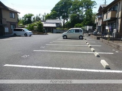 プリムローズ　ＡＢＣ[2LDK/55.44m2]の駐車場1
