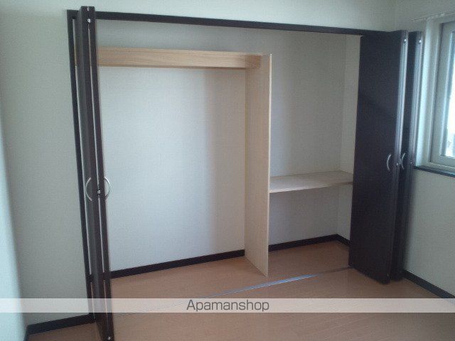 シンセリティ栄通の内装写真