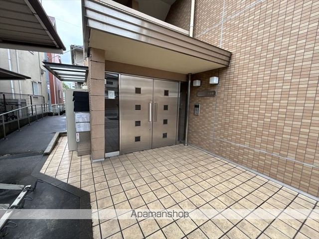 ハーベスト参番館の玄関写真