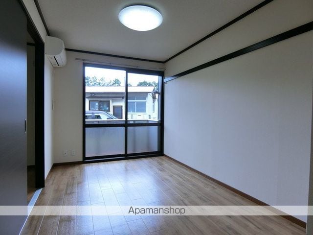 フレグランス東屋の内装写真