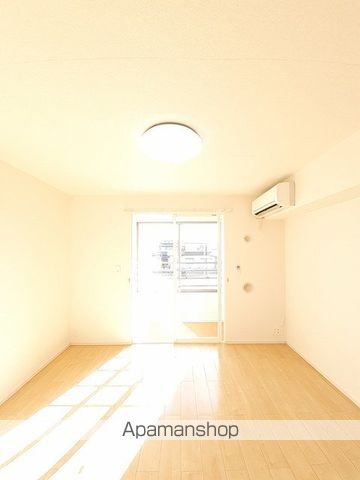 エグゼルティ NANの内装写真