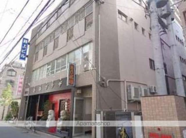 井上ビルの玄関写真