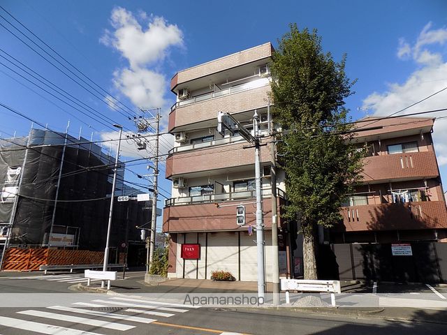 グローリアス城IIの外観写真